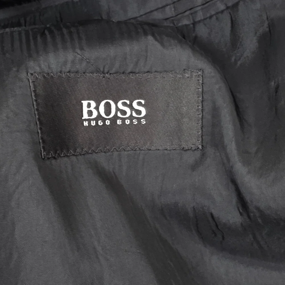 Hugo Boss Suit Jacket Mens 42R Regular Black Wool Business Formal Professional